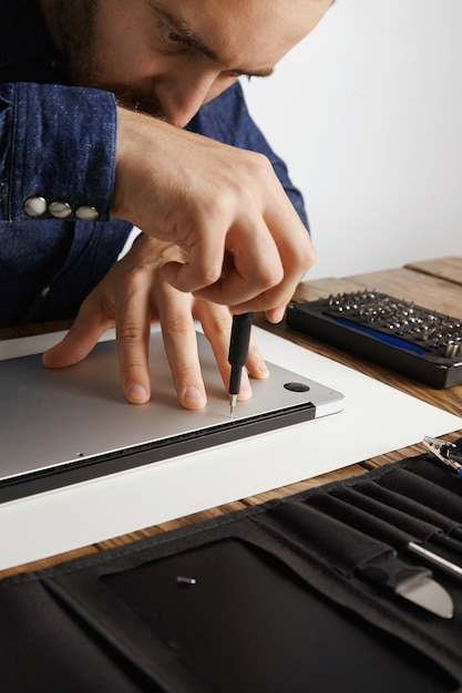 Ремонт ноутбуков ASUS VivoBook Pro 14 OLED в Киеве